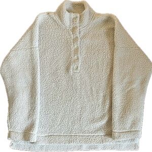 Aerie cream Sherpa Pullover, cozy and warm. Women’s size Large